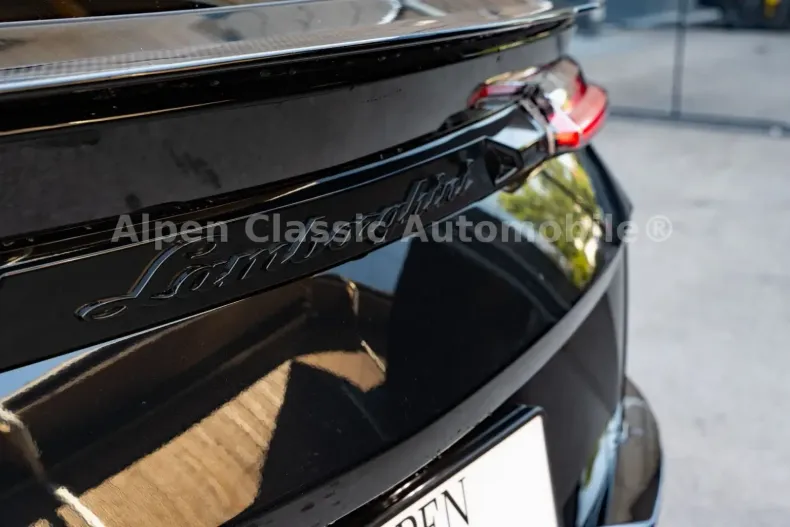 Lamborghini Urus din 2025 cu 3.950 km - oferta LAM150252 - foto 27