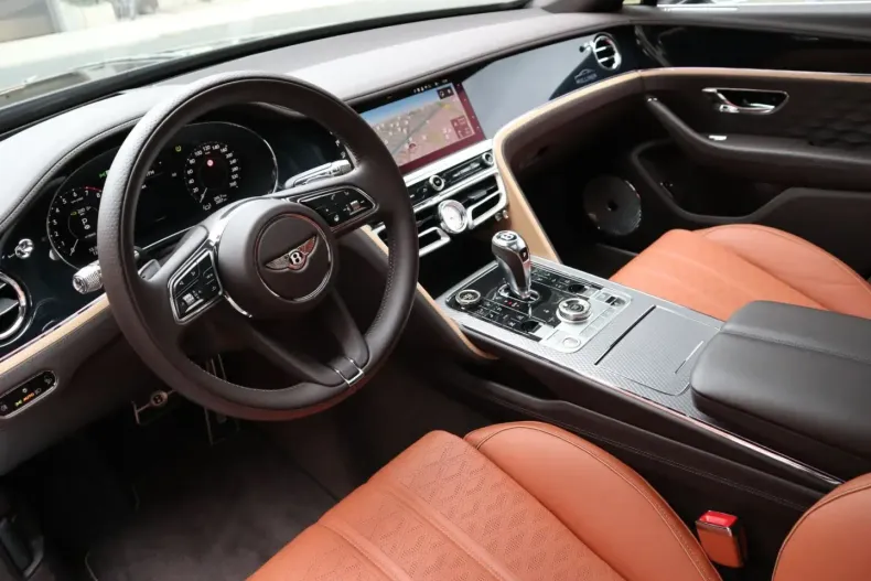 Bentley Flying Spur din 2024 cu 2.090 km - oferta BEN150264 - foto 17