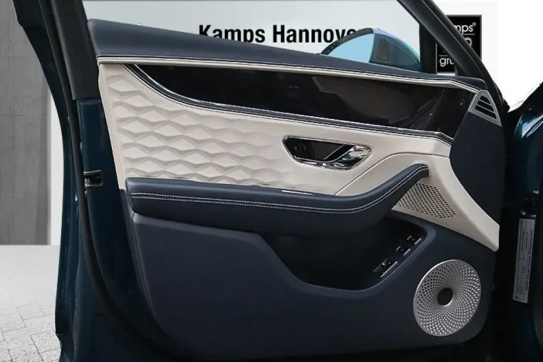 Bentley Flying Spur din 2024 cu 2.190 km - oferta BEN150265 - foto 12