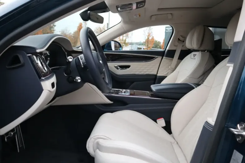 Bentley Flying Spur din 2024 cu 2.190 km - oferta BEN150265 - foto 16