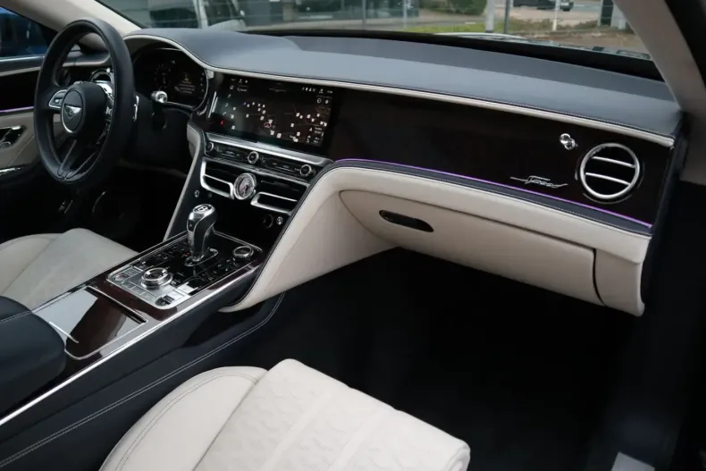 Bentley Flying Spur din 2024 cu 2.190 km - oferta BEN150265 - foto 27