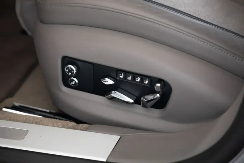 Bentley Flying Spur din 2024 cu 19.500 km - oferta BEN150267 - foto 39