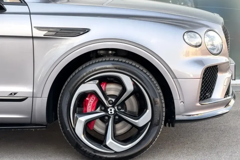 Bentley Bentayga din 2024 cu 7.300 km - oferta BEN150270 - foto 5