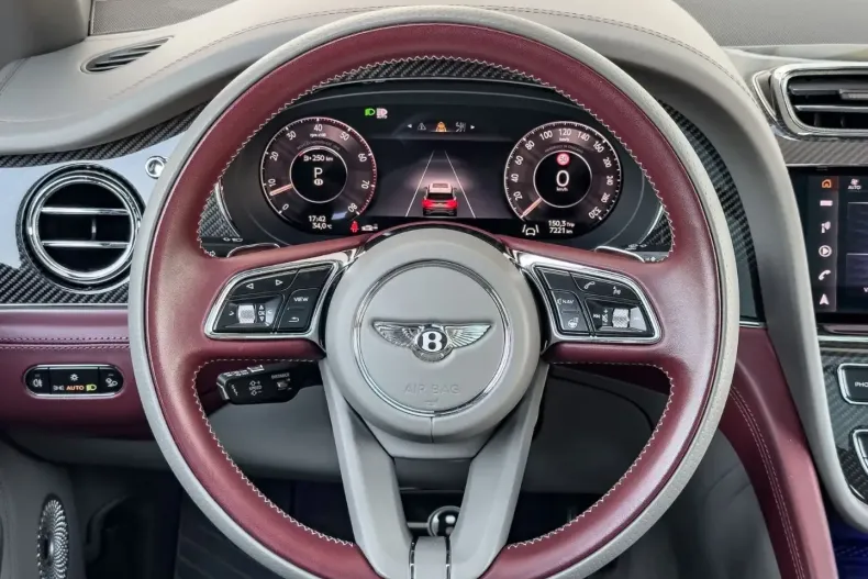 Bentley Bentayga din 2024 cu 7.300 km - oferta BEN150270 - foto 15