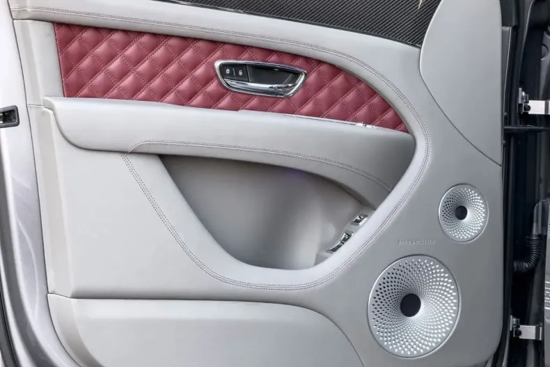 Bentley Bentayga din 2024 cu 7.300 km - oferta BEN150270 - foto 18