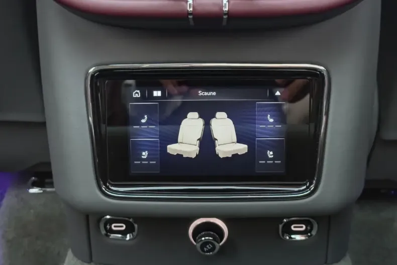 Bentley Bentayga din 2024 cu 7.300 km - oferta BEN150270 - foto 26