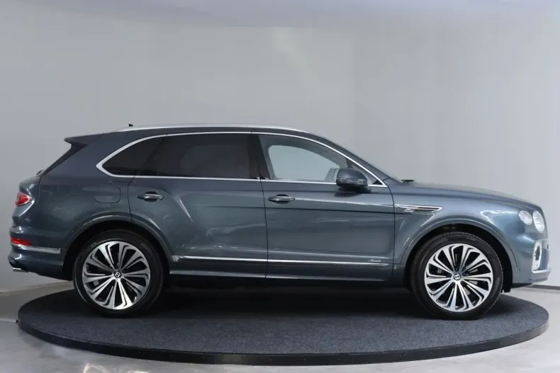Bentley Bentayga din 2024 cu 15.345 km - oferta BEN150271 - foto 4