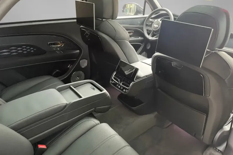 Bentley Bentayga din 2024 cu 9.500 km - oferta BEN150272 - foto 23