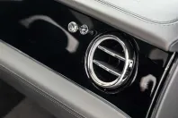 Bentley Bentayga din 2025 cu 6.300 km - oferta BEN150279 - foto 18