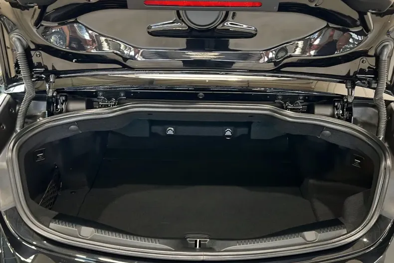 Mercedes-Benz E 200 din 2022 cu 9.600 km - oferta MER150280 - foto 8