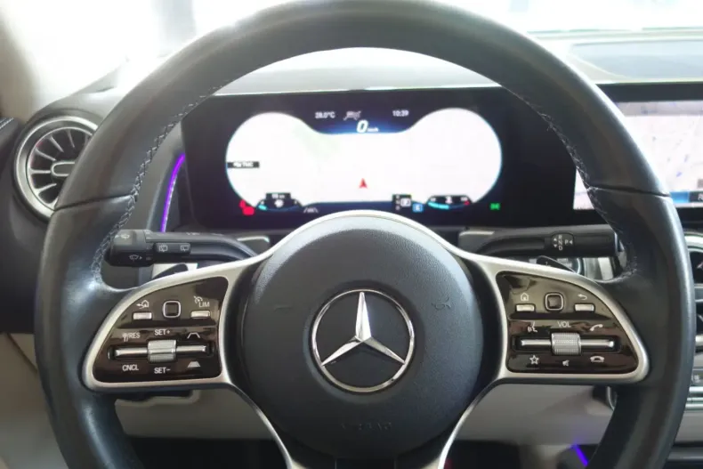 Mercedes-Benz GLB 200 din 2022 cu 109.000 km - oferta MER150282 - foto 33