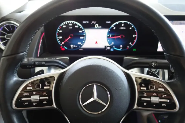 Mercedes-Benz GLB 200 din 2022 cu 109.000 km - oferta MER150282 - foto 34