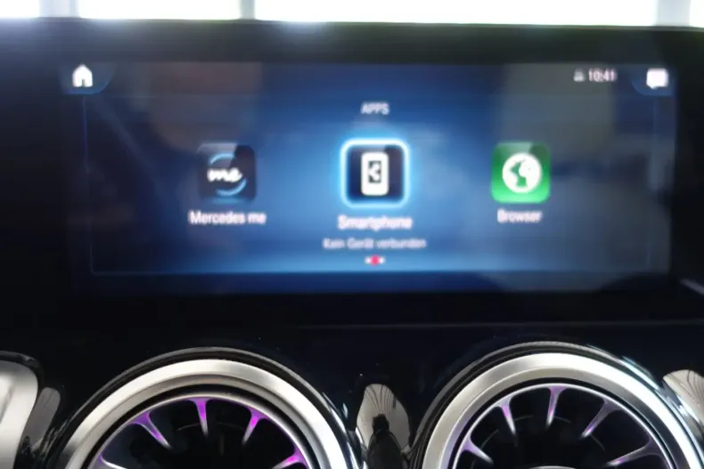 Mercedes-Benz GLB 200 din 2022 cu 109.000 km - oferta MER150282 - foto 42