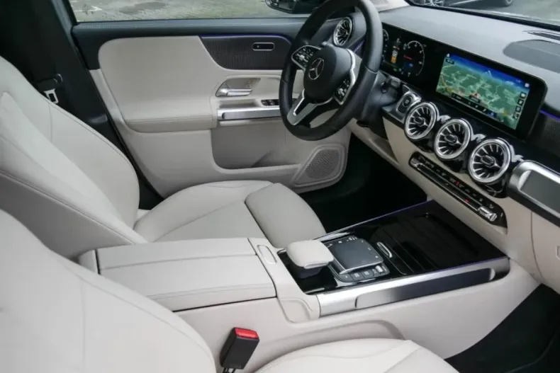 Mercedes-Benz EQB din 2023 cu 11.981 km - oferta MER150283 - foto 3