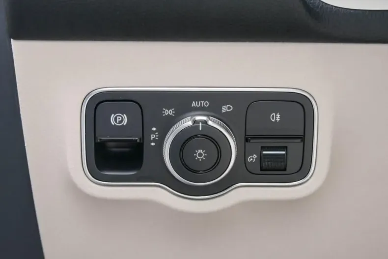 Mercedes-Benz EQB din 2023 cu 11.981 km - oferta MER150283 - foto 17