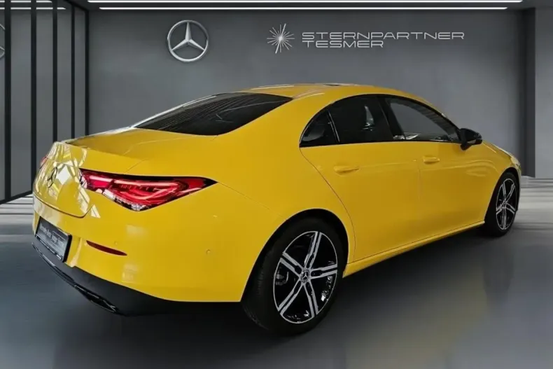 Mercedes-Benz CLA 200 din 2023 cu 35.785 km - oferta MER150284 - foto 11