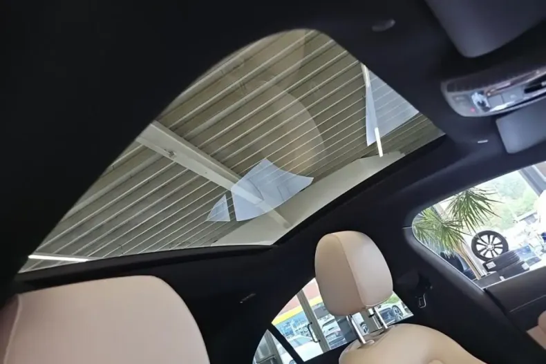 Mercedes-Benz CLA 200 din 2023 cu 35.785 km - oferta MER150284 - foto 16