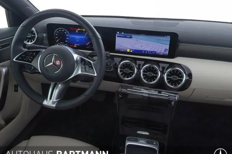 Mercedes-Benz A 180 din 2022 cu 20.000 km - oferta MER150286 - foto 6