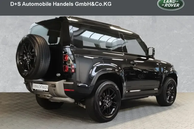 Land Rover Defender din 2024 cu 37.850 km - oferta LAN150287 - foto 2