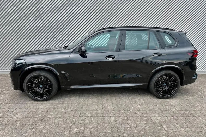 BMW X5 M din 2024 cu 9.900 km - oferta BMW150297 - foto 3