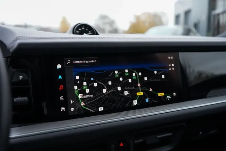 Porsche Cayenne din 2024 cu 41.370 km - oferta POR150312 - foto 29