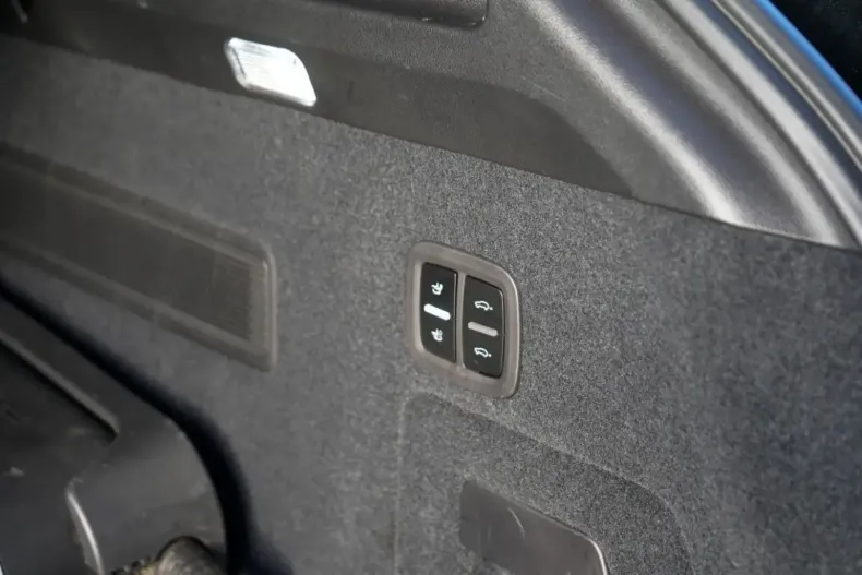 Porsche Cayenne din 2024 cu 41.370 km - oferta POR150312 - foto 43