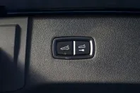 Porsche Cayenne din 2024 cu 41.370 km - oferta POR150312 - foto 44