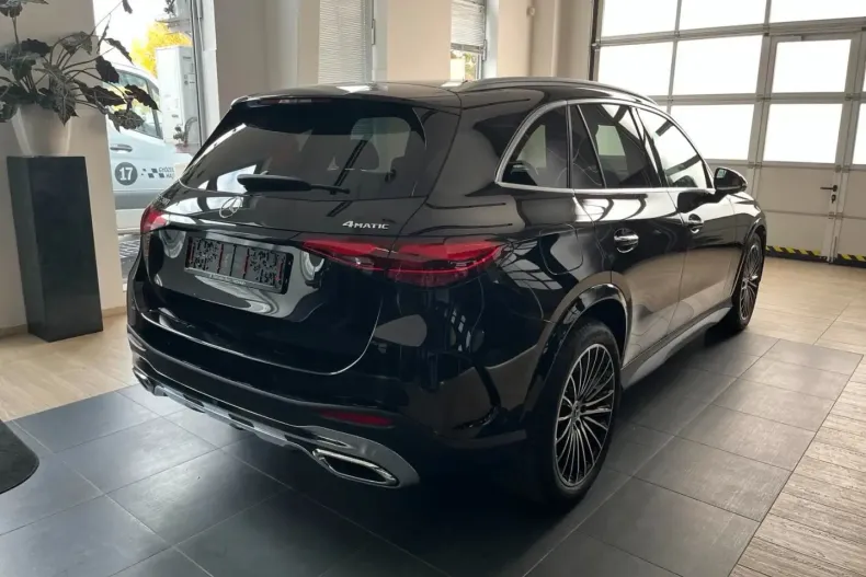 Mercedes-Benz GLC 200 din 2025 cu 15.000 km - oferta MER150318 - foto 4