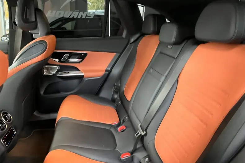 Mercedes-Benz GLC 200 din 2025 cu 15.000 km - oferta MER150318 - foto 7