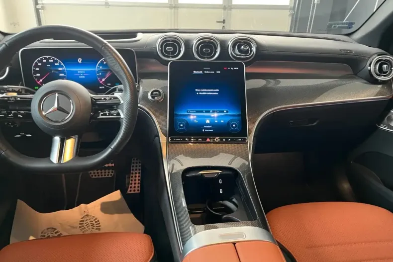 Mercedes-Benz GLC 200 din 2025 cu 15.000 km - oferta MER150318 - foto 9