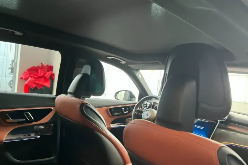 Mercedes-Benz GLC 200 din 2025 cu 15.000 km - oferta MER150318 - foto 13