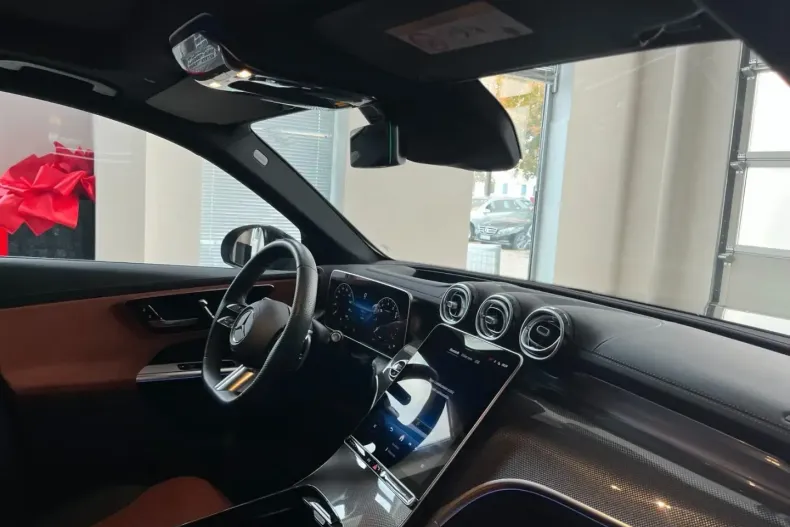 Mercedes-Benz GLC 200 din 2025 cu 15.000 km - oferta MER150318 - foto 14