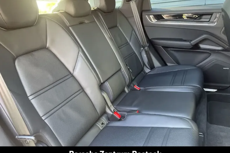 Porsche Cayenne din 2024 cu 11.410 km - oferta POR150322 - foto 16