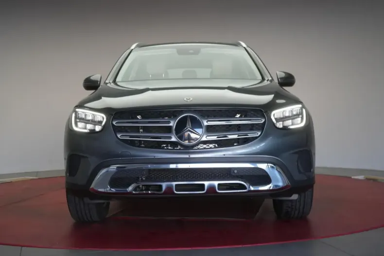 Mercedes-Benz GLC 300 din 2021 cu 21.000 km - oferta MER150330 - foto 2