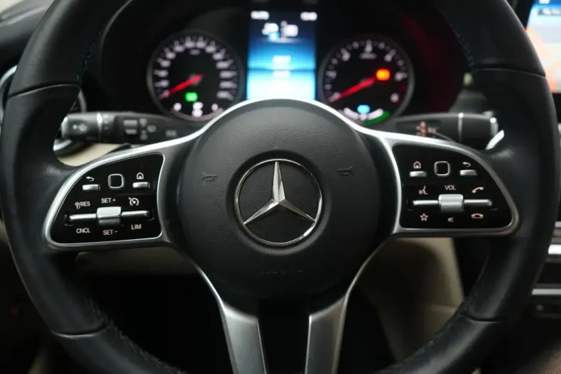 Mercedes-Benz GLC 300 din 2021 cu 21.000 km - oferta MER150330 - foto 22