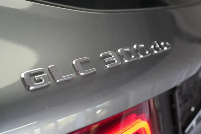 Mercedes-Benz GLC 300 din 2021 cu 21.000 km - oferta MER150330 - foto 27