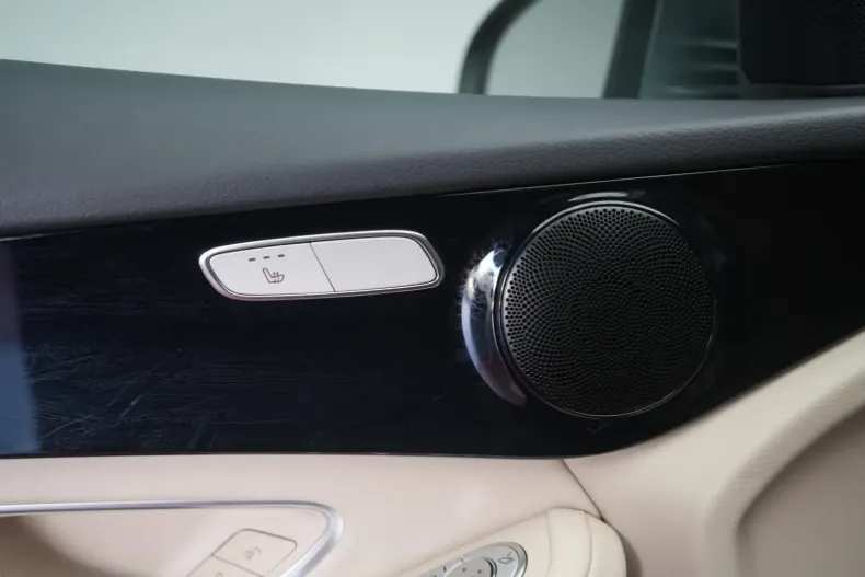 Mercedes-Benz GLC 300 din 2021 cu 21.000 km - oferta MER150330 - foto 30