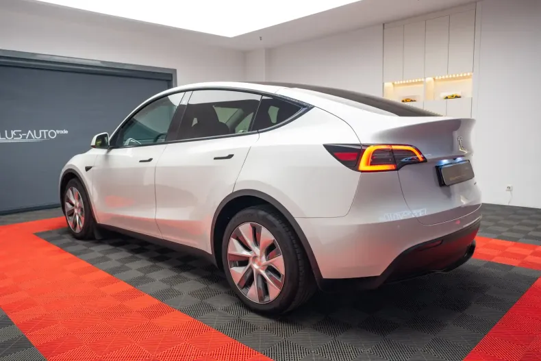 Tesla Model Y din 2023 cu 15.000 km - oferta TES150334 - foto 11