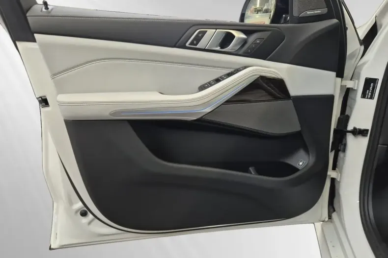 BMW X5 din 2025 cu 11.739 km - oferta BMW150356 - foto 12