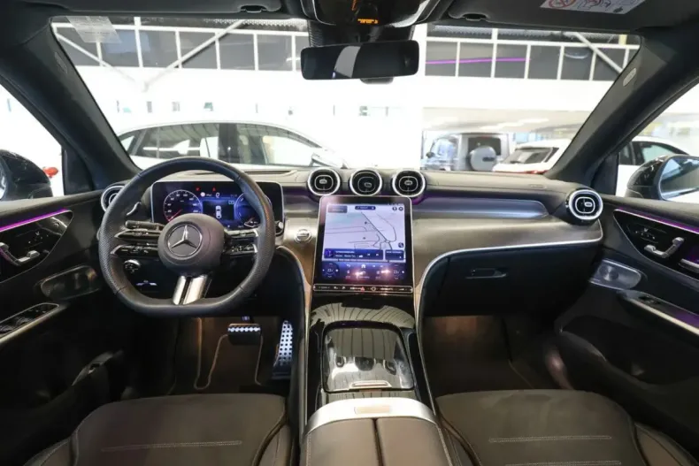 Mercedes-Benz GLC 400 din 2024 cu 29.885 km - oferta MER150364 - foto 5