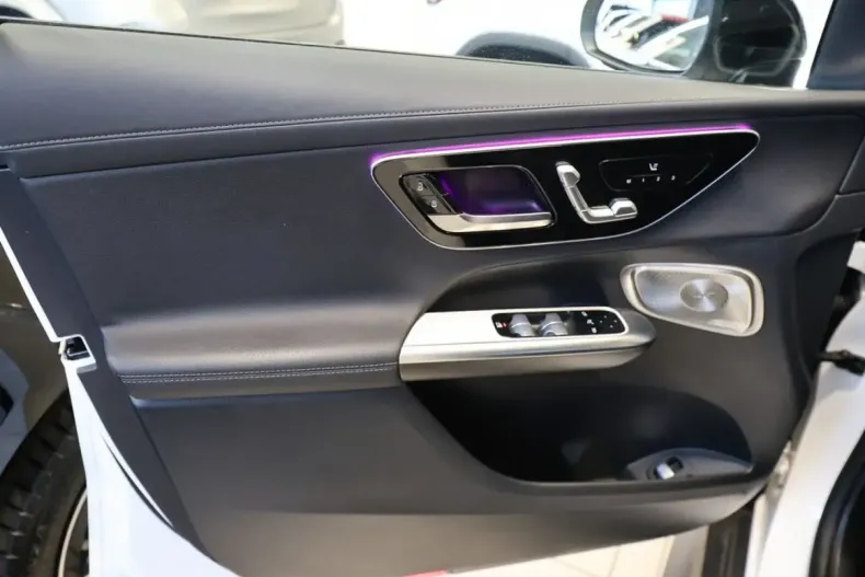 Mercedes-Benz GLC 400 din 2024 cu 29.885 km - oferta MER150364 - foto 22