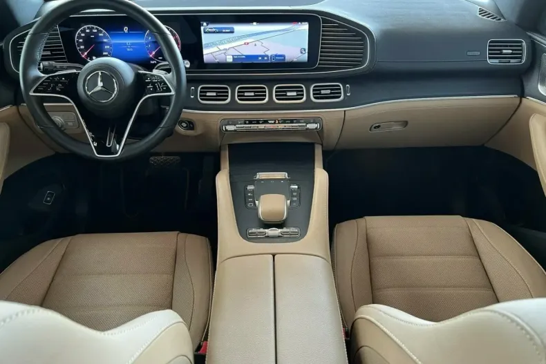 Mercedes-Benz GLE 450 din 2025 cu 7.868 km - oferta MER150365 - foto 5