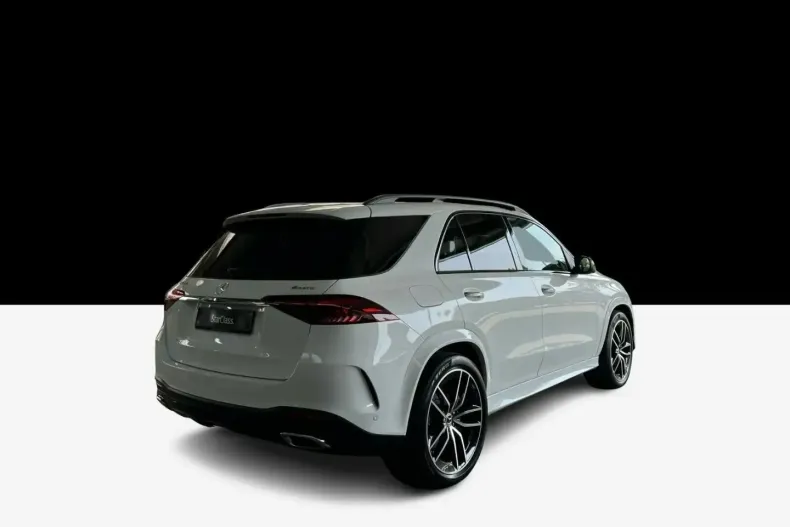 Mercedes-Benz GLE 450 din 2025 cu 7.868 km - oferta MER150365 - foto 3