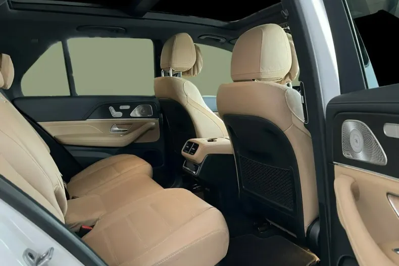 Mercedes-Benz GLE 450 din 2025 cu 7.868 km - oferta MER150365 - foto 8