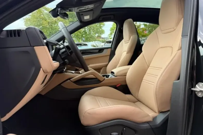 Porsche Cayenne din 2025 cu 30 km - oferta POR150370 - foto 10