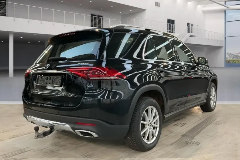 Mercedes-Benz GLE 300 din 2020 cu 64.000 km - oferta MER150372 - foto 3