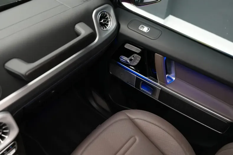 Mercedes-Benz G 400 din 2023 cu 9.200 km - oferta MER150383 - foto 17