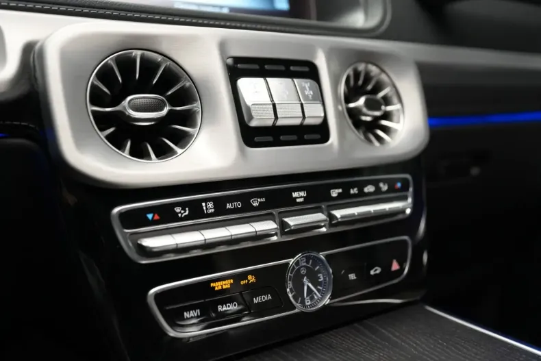 Mercedes-Benz G 400 din 2023 cu 9.200 km - oferta MER150383 - foto 19