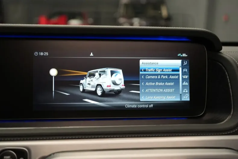 Mercedes-Benz G 400 din 2023 cu 9.200 km - oferta MER150383 - foto 22