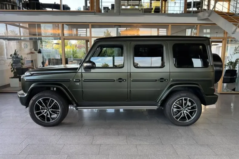 Mercedes-Benz G 500 din 2023 cu 24.757 km - oferta MER150385 - foto 4